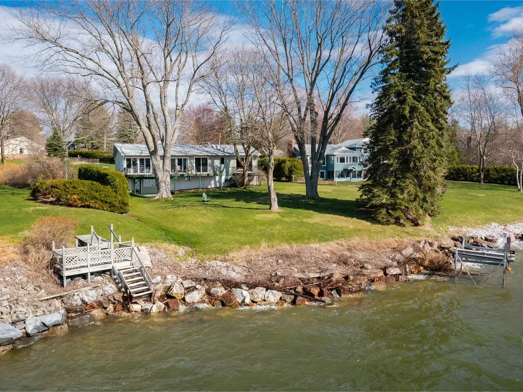 315 Champlain Drive Shelburne VT 05482