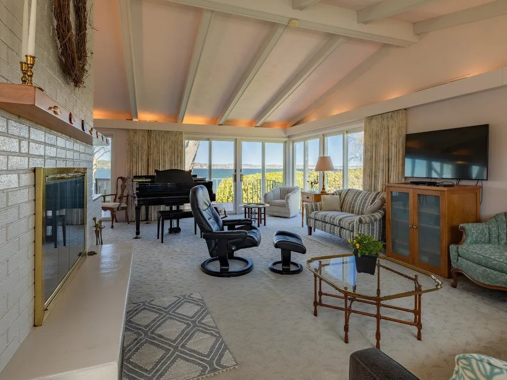 315 Champlain Drive Shelburne VT 05482