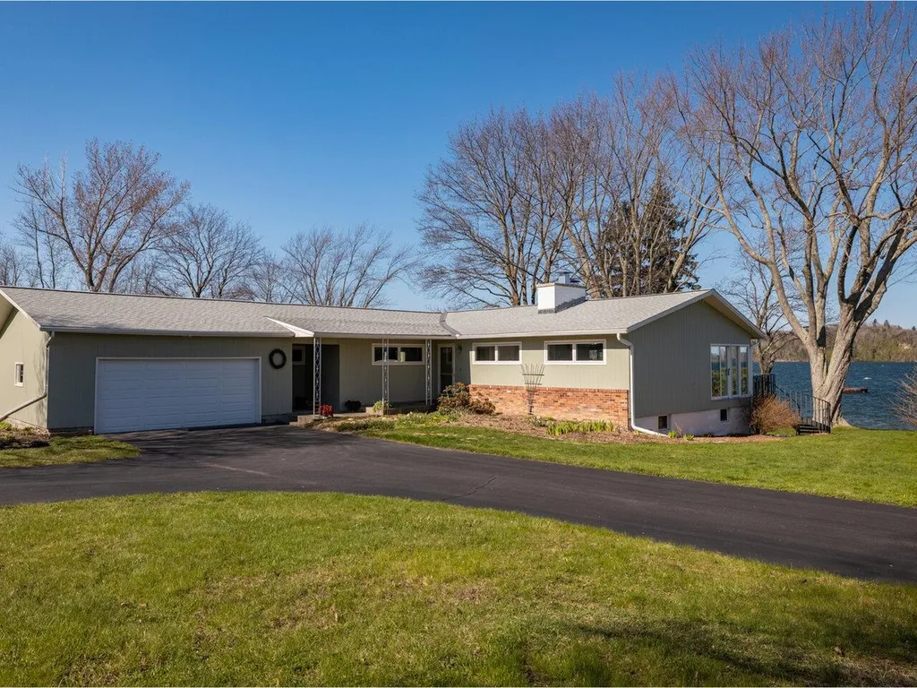 315 Champlain Drive Shelburne VT 05482