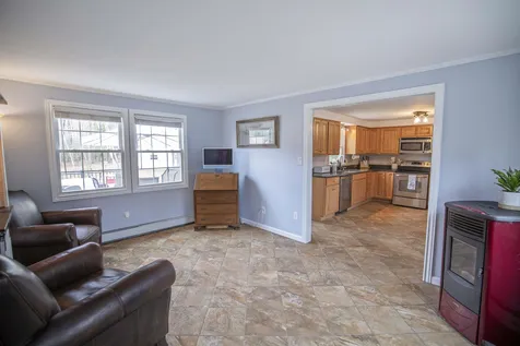 688 Main Street Danville NH 03819