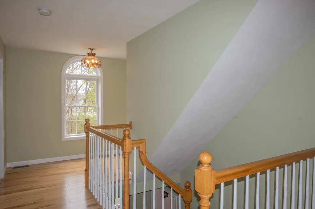 2 Tracey Lane Plaistow NH 03865