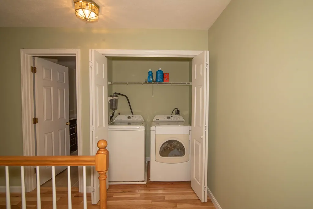 2 Tracey Lane Plaistow NH 03865