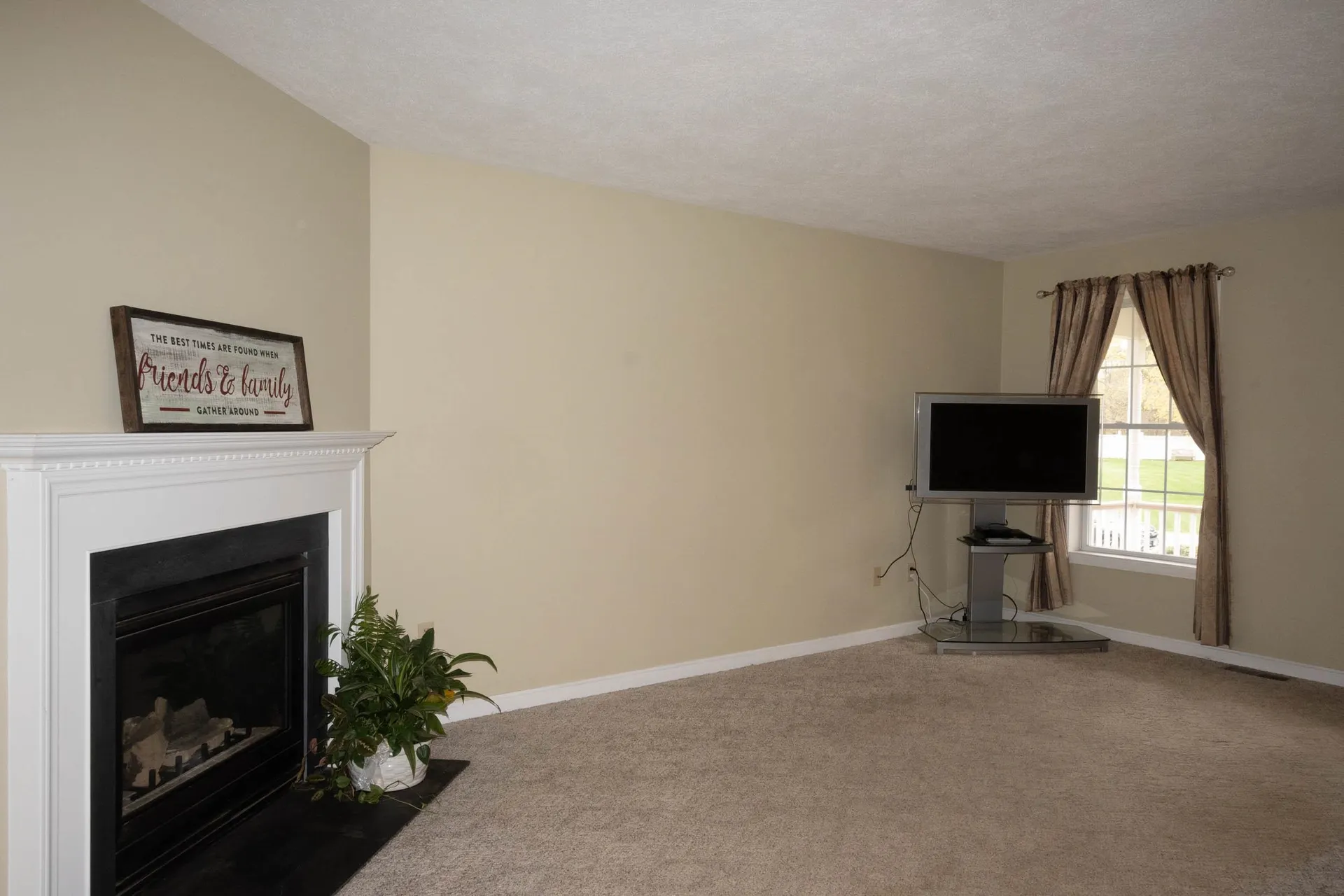 2 Tracey Lane Plaistow NH 03865