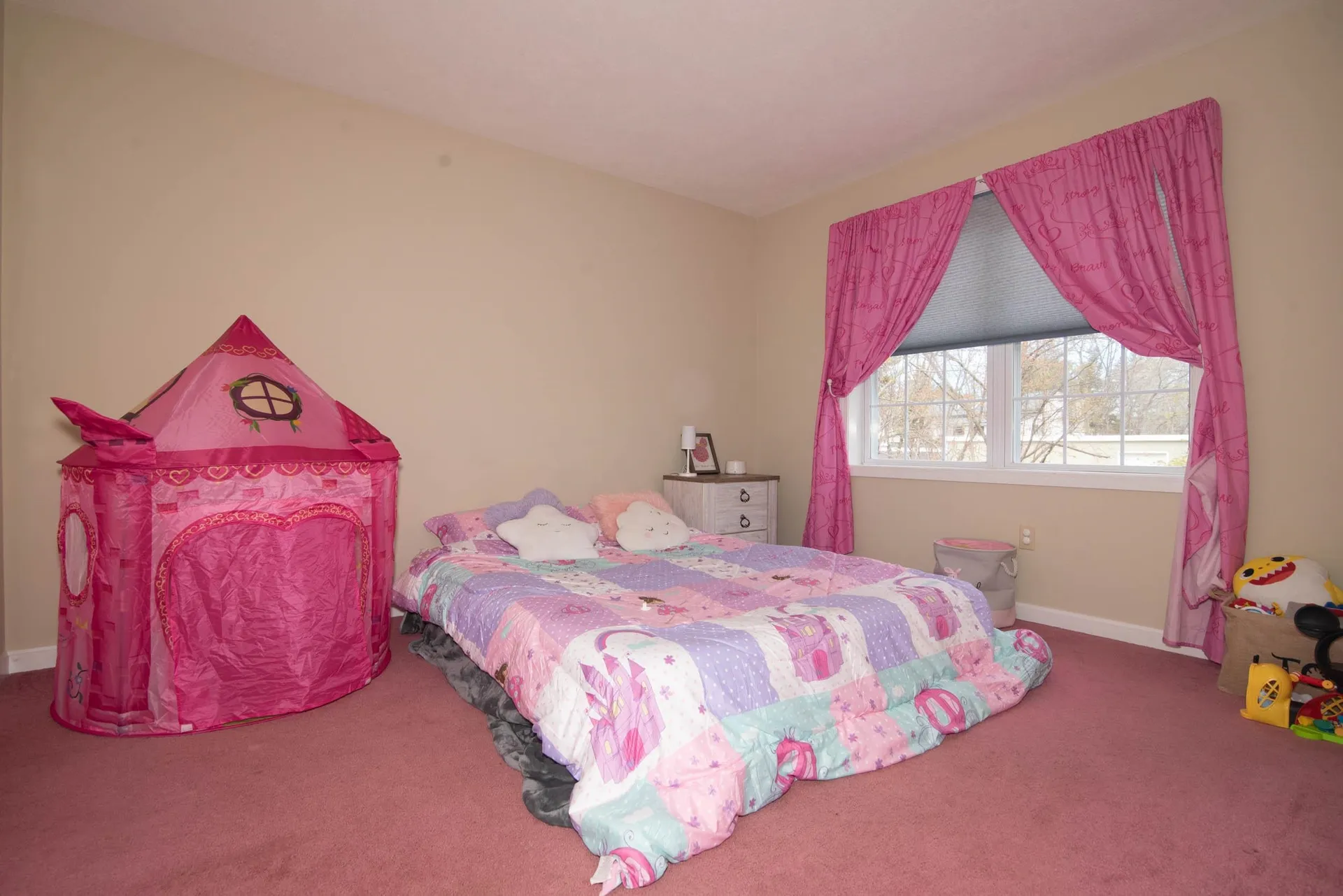 2 Tracey Lane Plaistow NH 03865