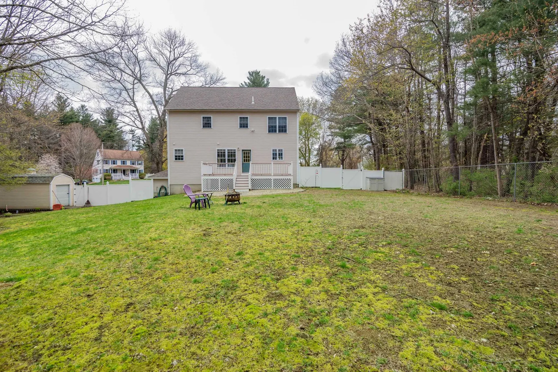 2 Tracey Lane Plaistow NH 03865