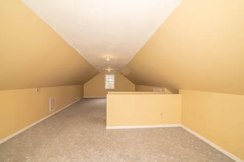 2 Tracey Lane Plaistow NH 03865