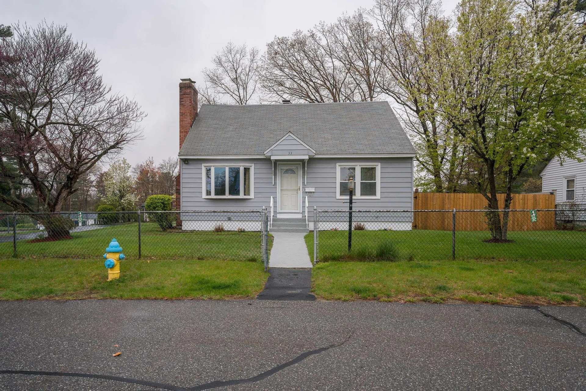 33 Paul Avenue Nashua NH 03060