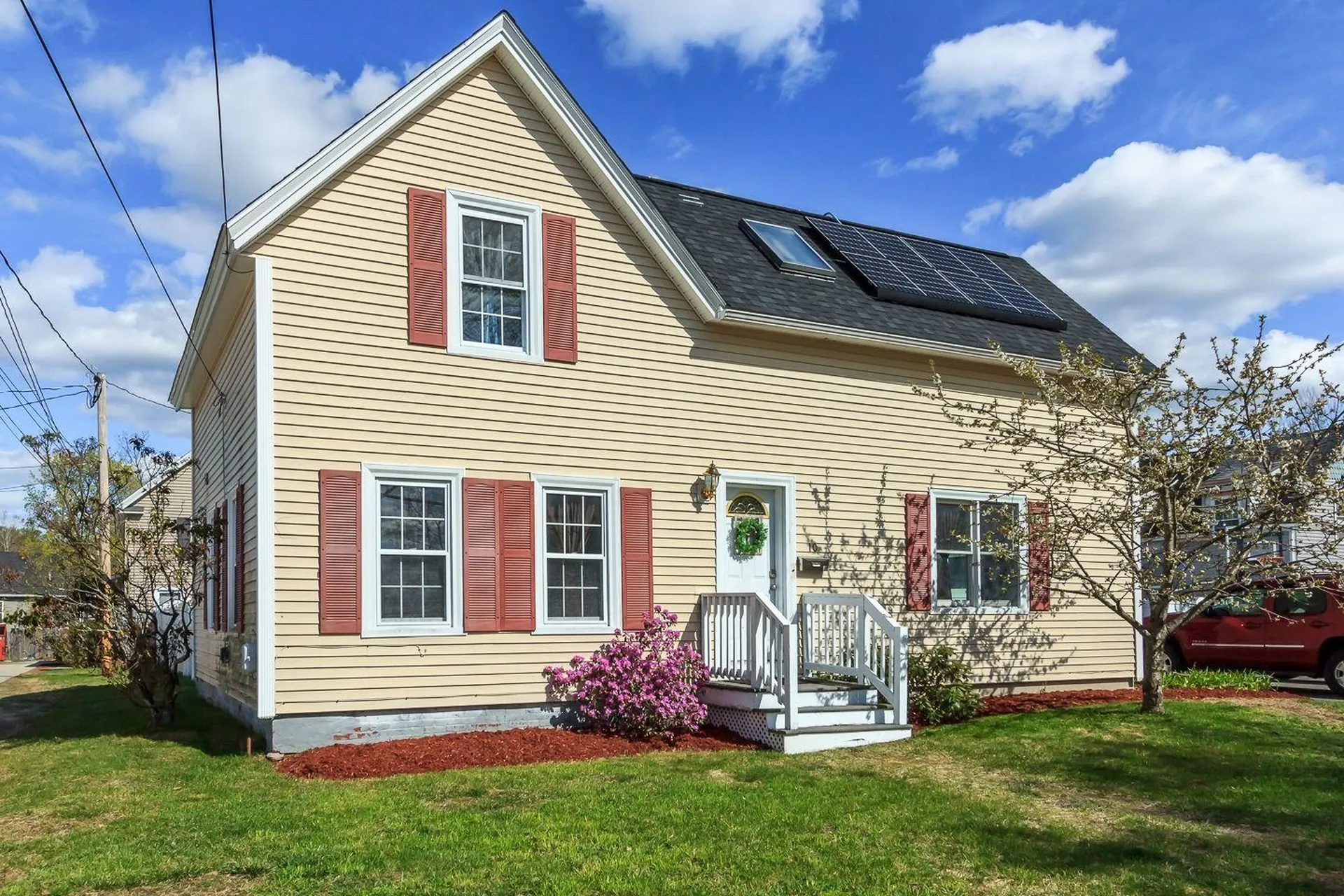 10 Highland Avenue Derry NH 03038