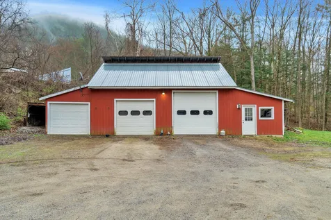 131 Vincent Drive Bristol VT 05443