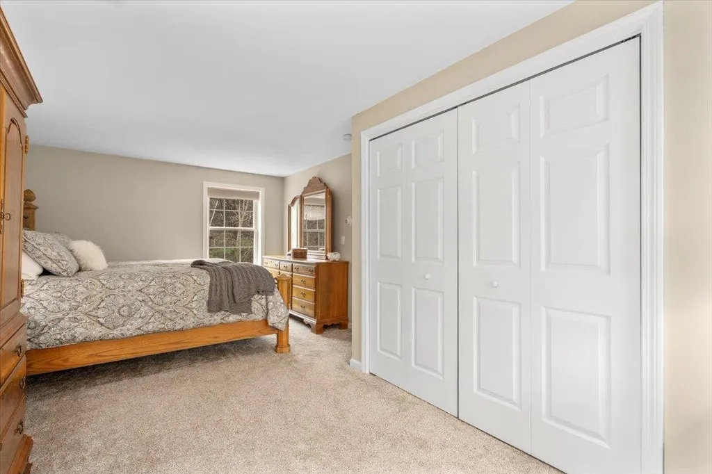 111 Juniper Drive Goffstown NH 03045