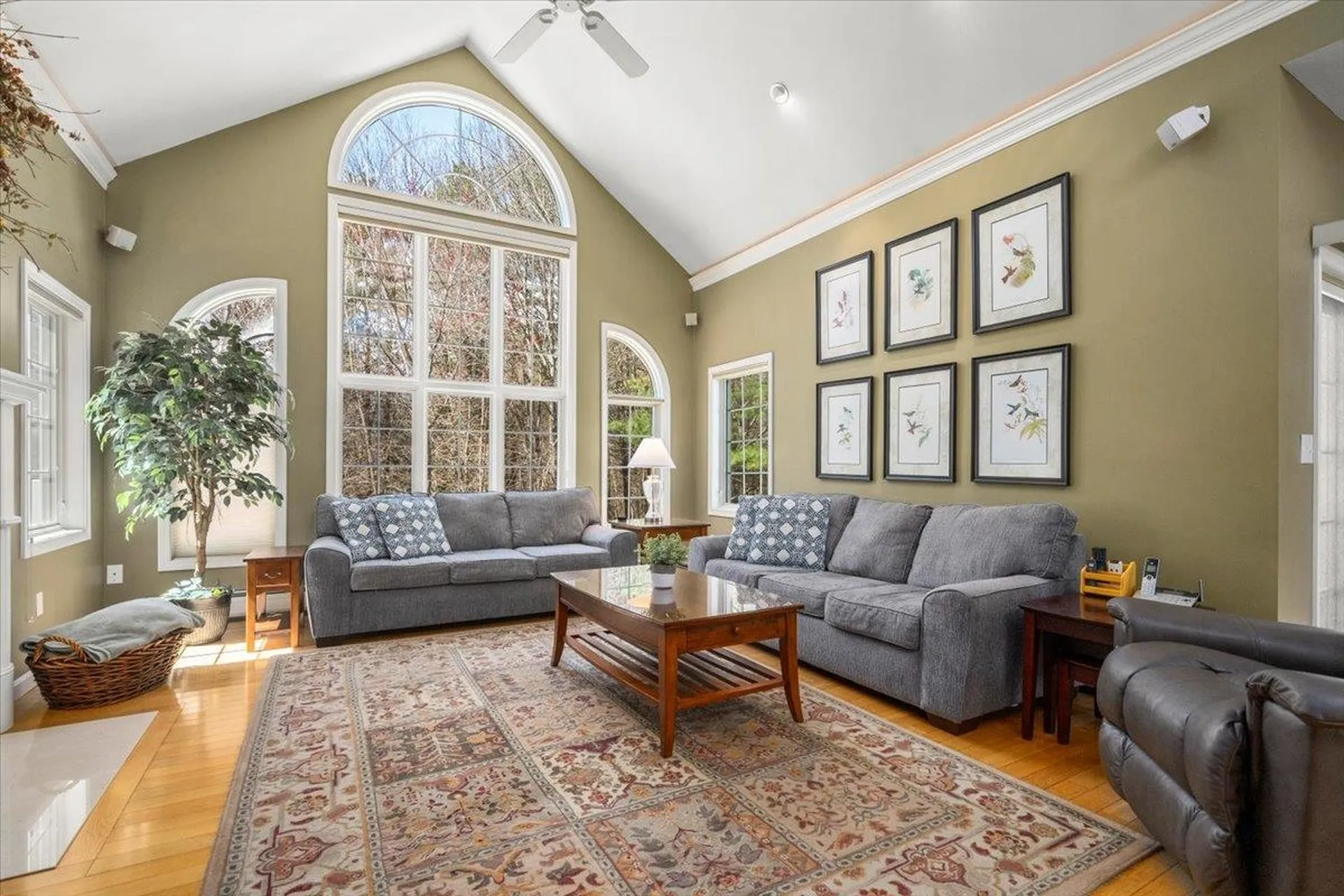 111 Juniper Drive Goffstown NH 03045