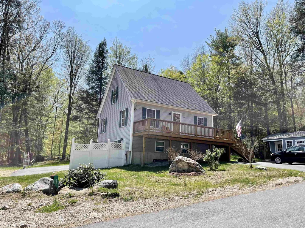 10 Avalon Road Farmington NH 03835