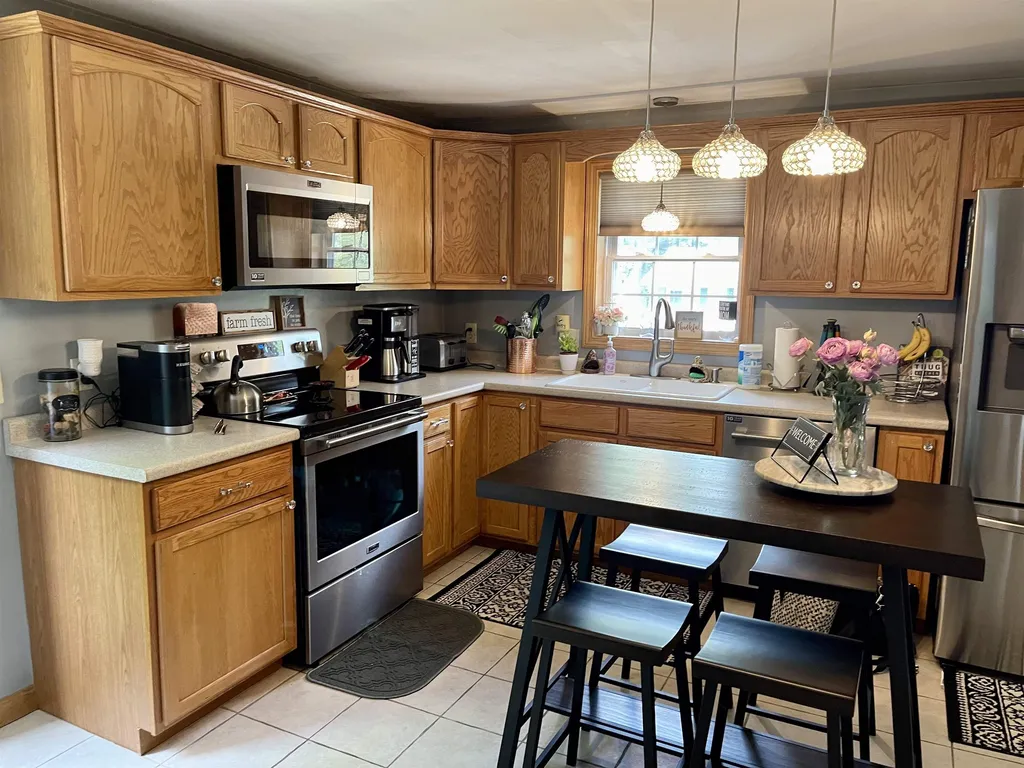 10 Avalon Road Farmington NH 03835