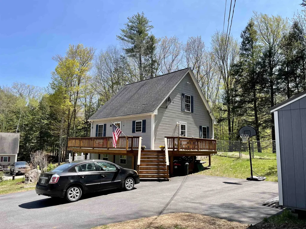 10 Avalon Road Farmington NH 03835