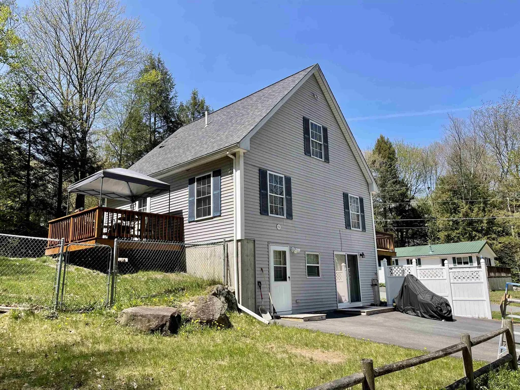 10 Avalon Road Farmington NH 03835