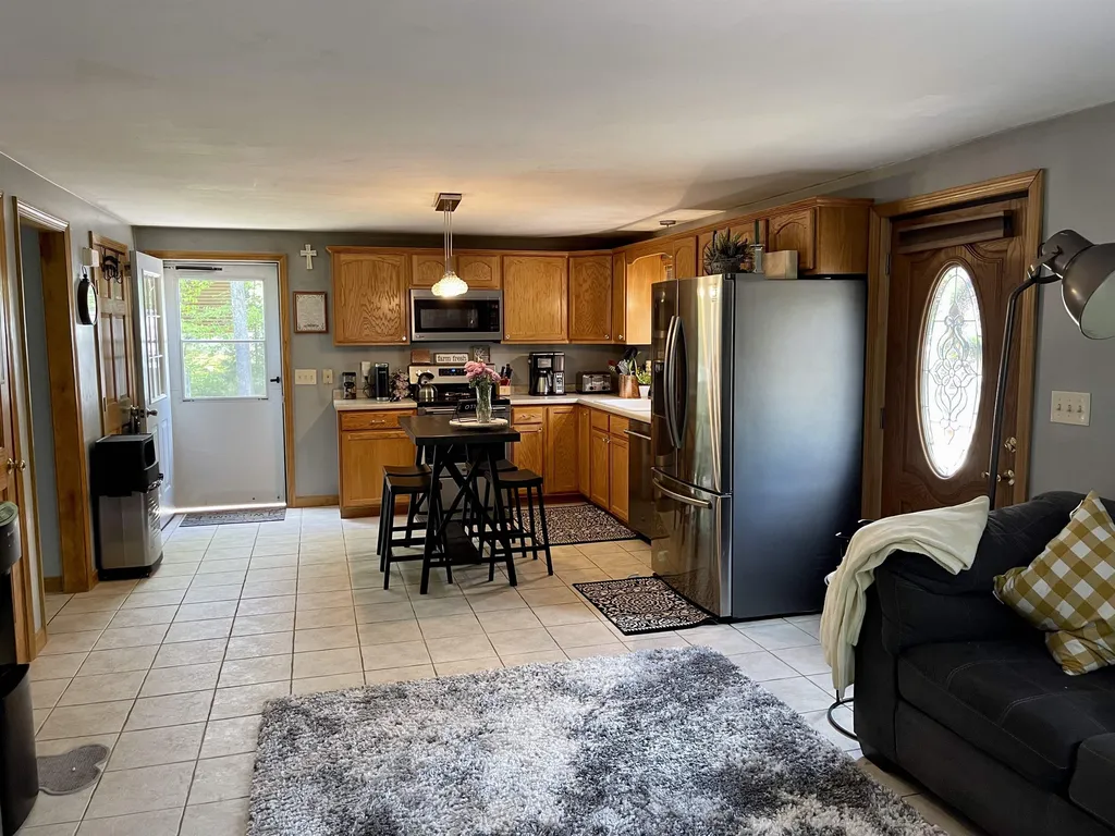 10 Avalon Road Farmington NH 03835