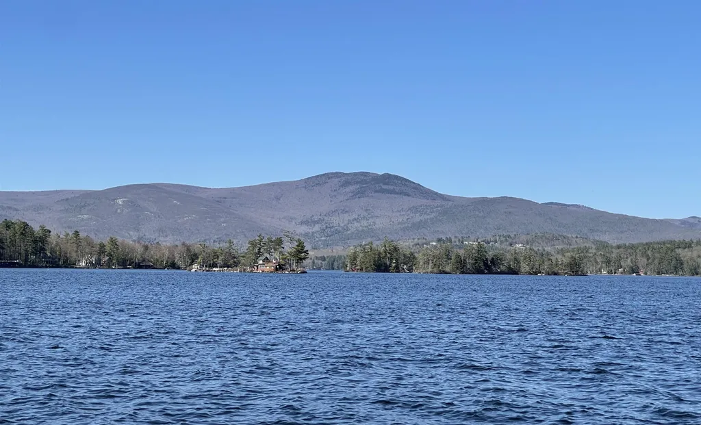 15 16 17 18 19 Whortleberry Island Tuftonboro NH 03816