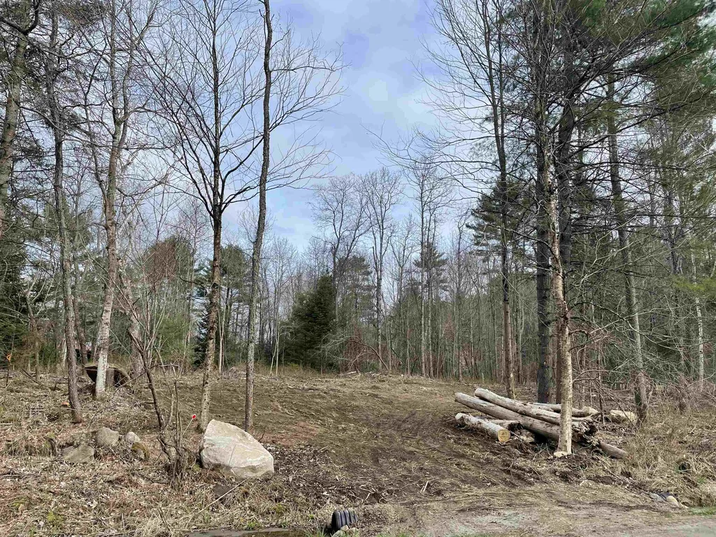 354 Lakeside Drive Haverhill NH 03785