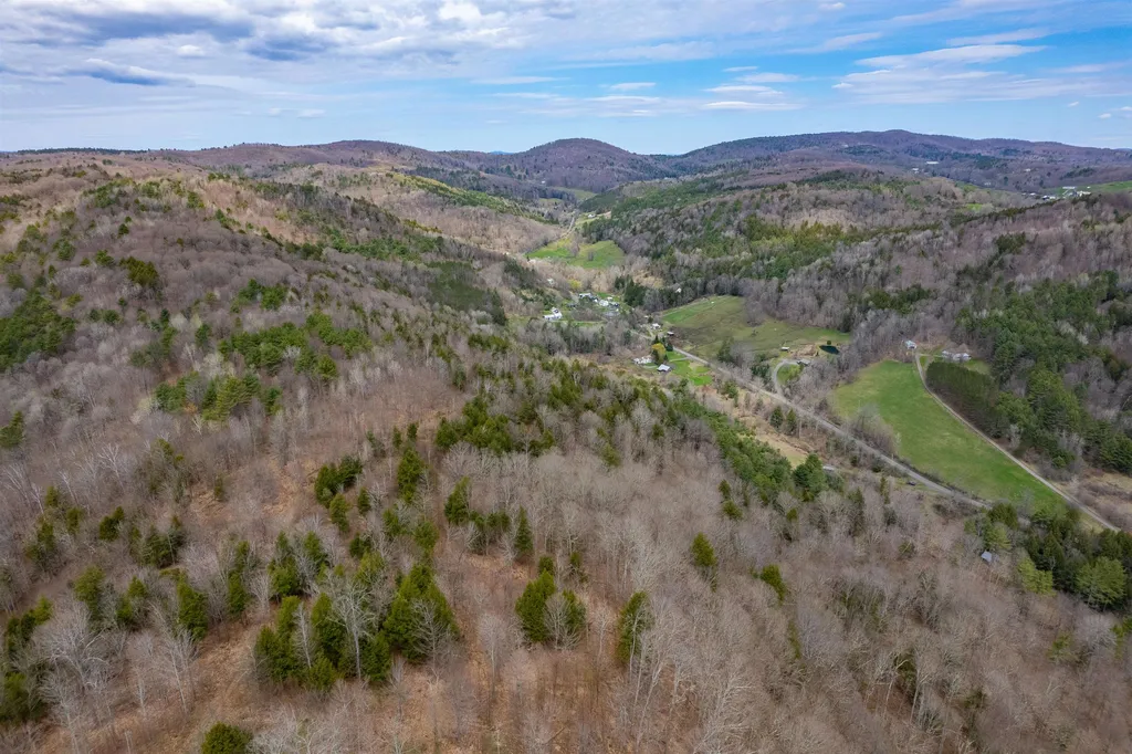113 Spring Road Tunbridge VT 05077