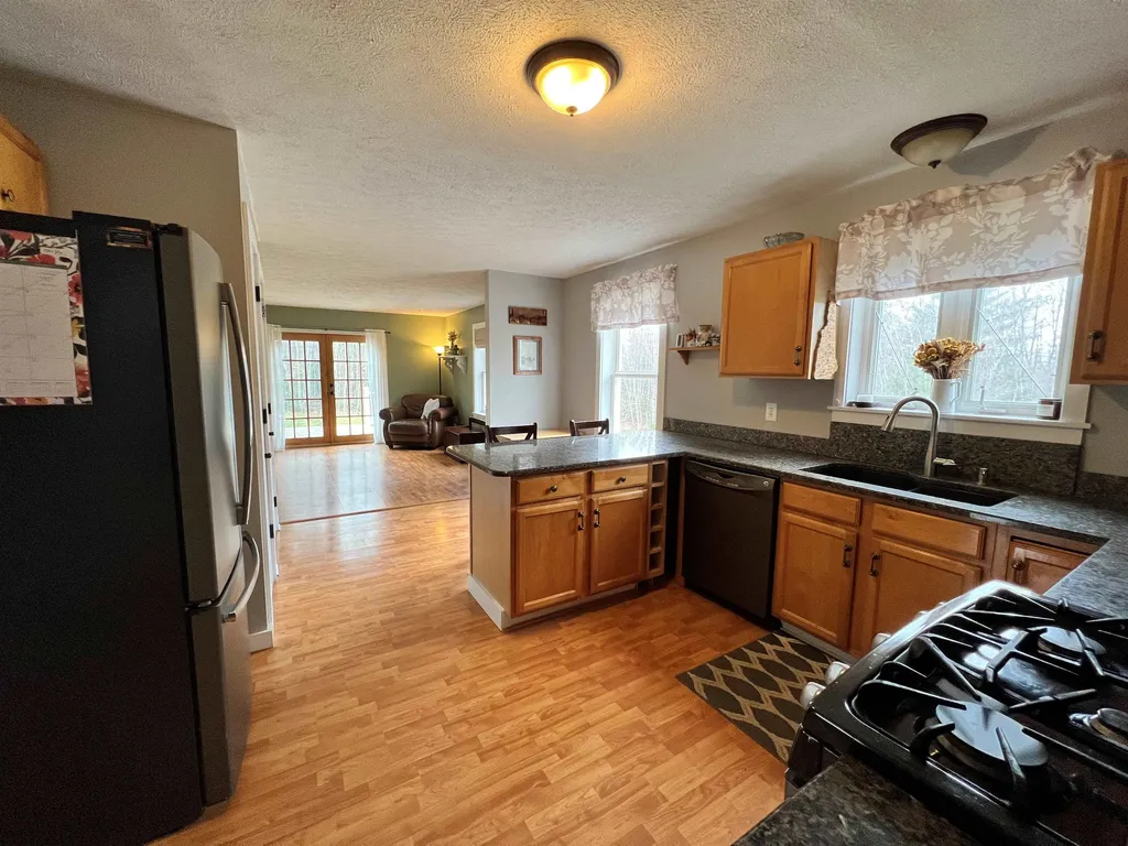 9 White Tail Lane Canaan NH 03741