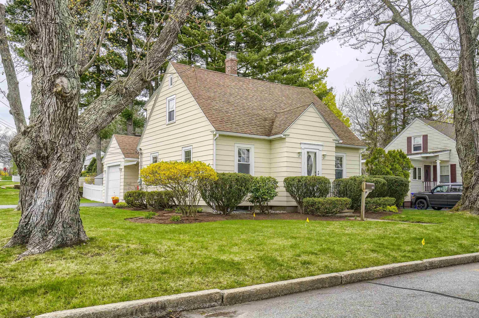 189 Anthony Street Manchester NH 03103