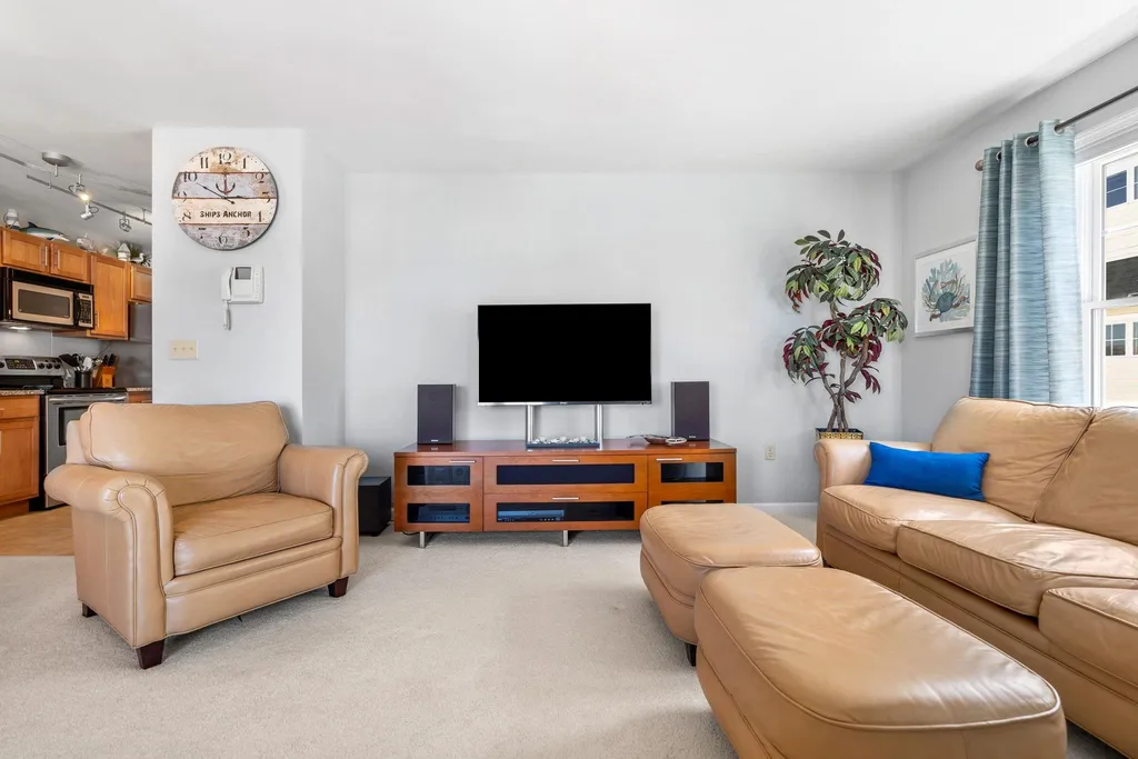 15 K Street Hampton NH 03842