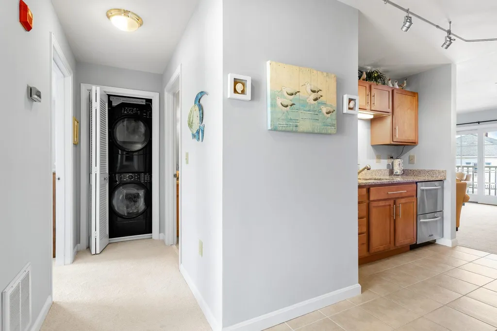 15 K Street Hampton NH 03842