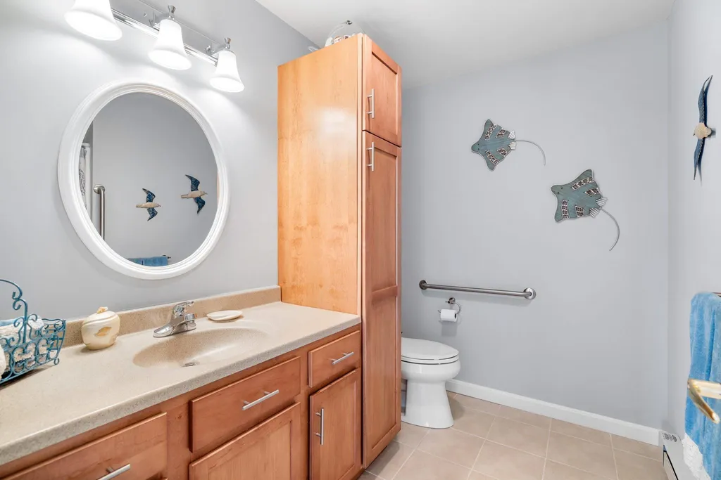 15 K Street Hampton NH 03842