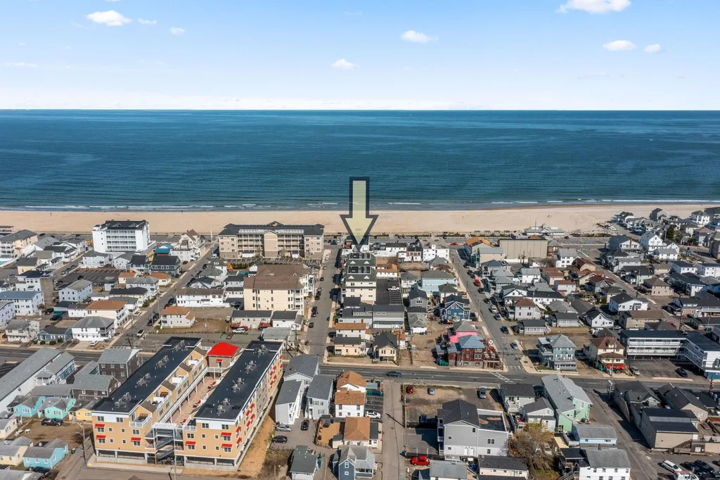 15 K Street Hampton NH 03842