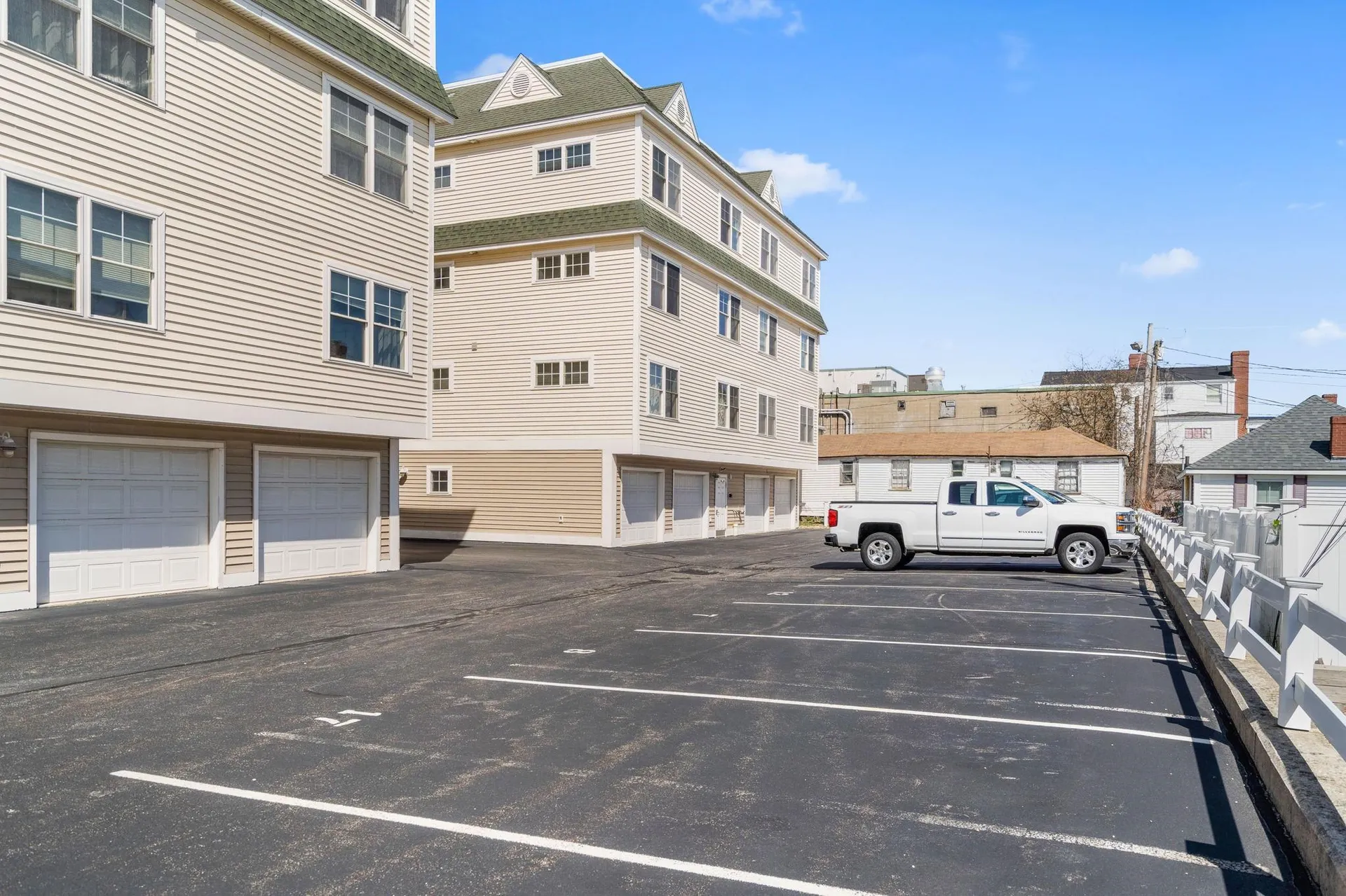 15 K Street Hampton NH 03842