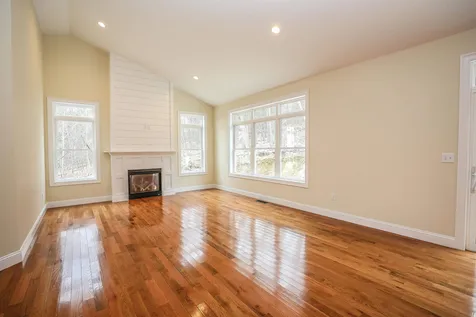169 Pinnacle Road Lyndeborough NH 03082