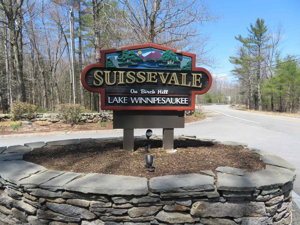 82 Suissevale Avenue Moultonborough NH 03254