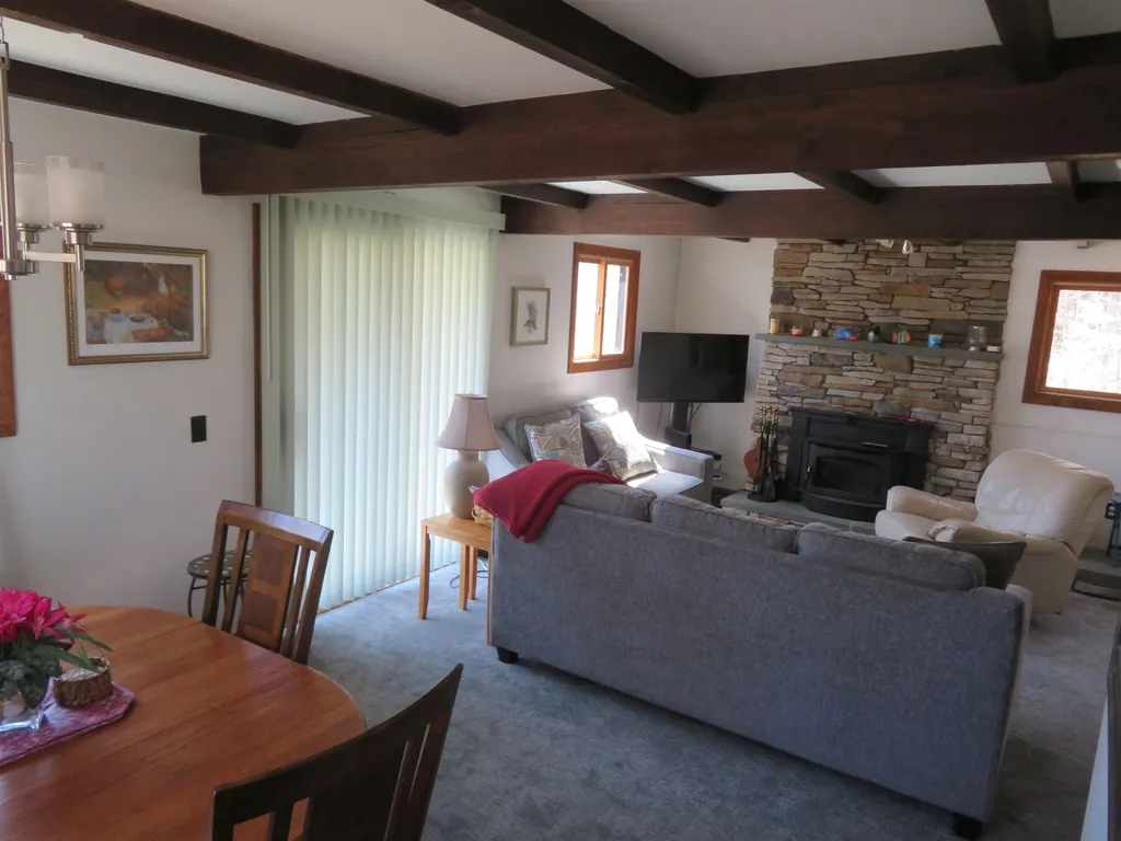 82 Suissevale Avenue Moultonborough NH 03254