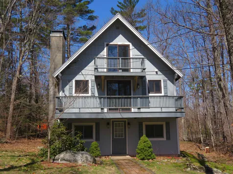 82 Suissevale Avenue Moultonborough NH 03254