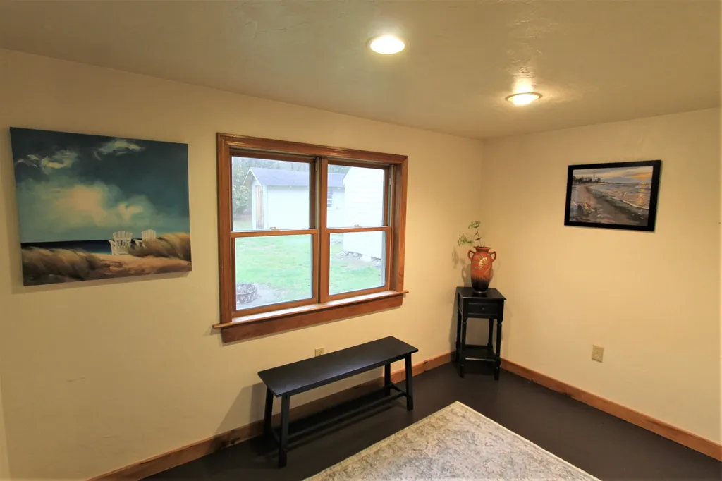 16 Thorne Road Kingston NH 03848