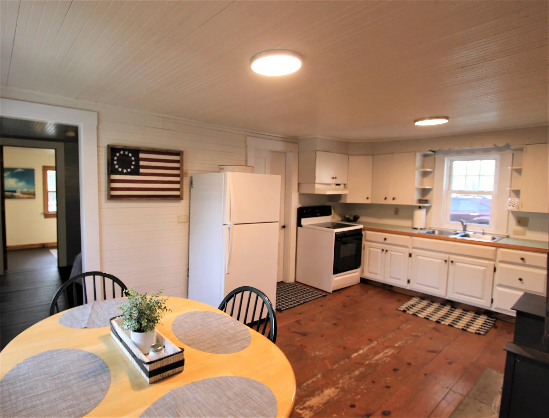 16 Thorne Road Kingston NH 03848