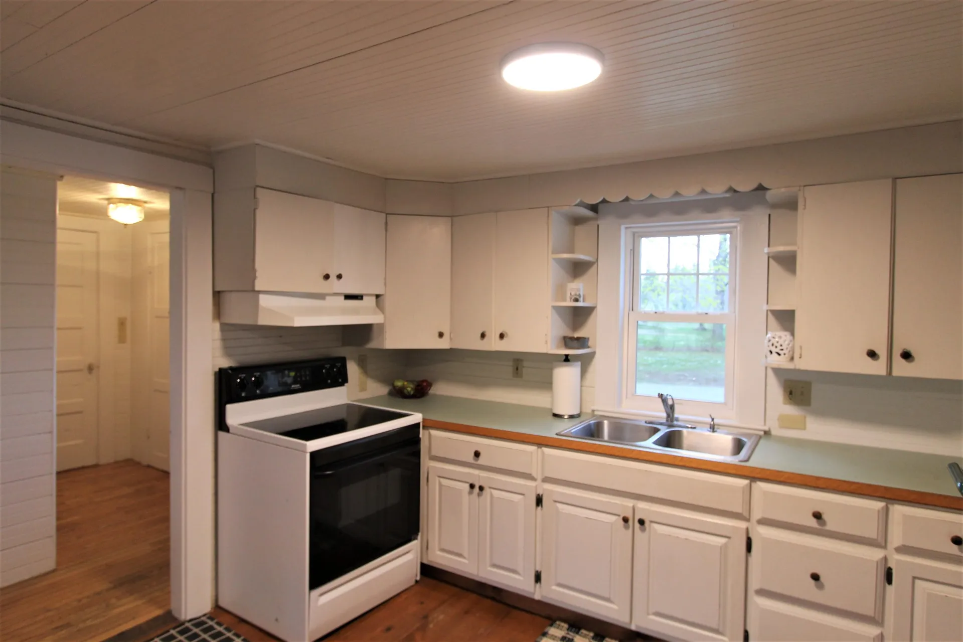 16 Thorne Road Kingston NH 03848