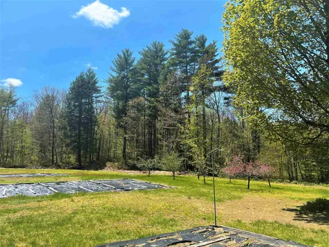 16 Thorne Road Kingston NH 03848