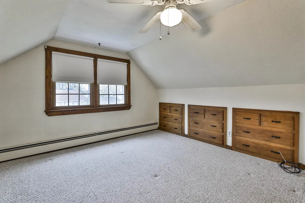 8 Glen Drive Nashua NH 03062