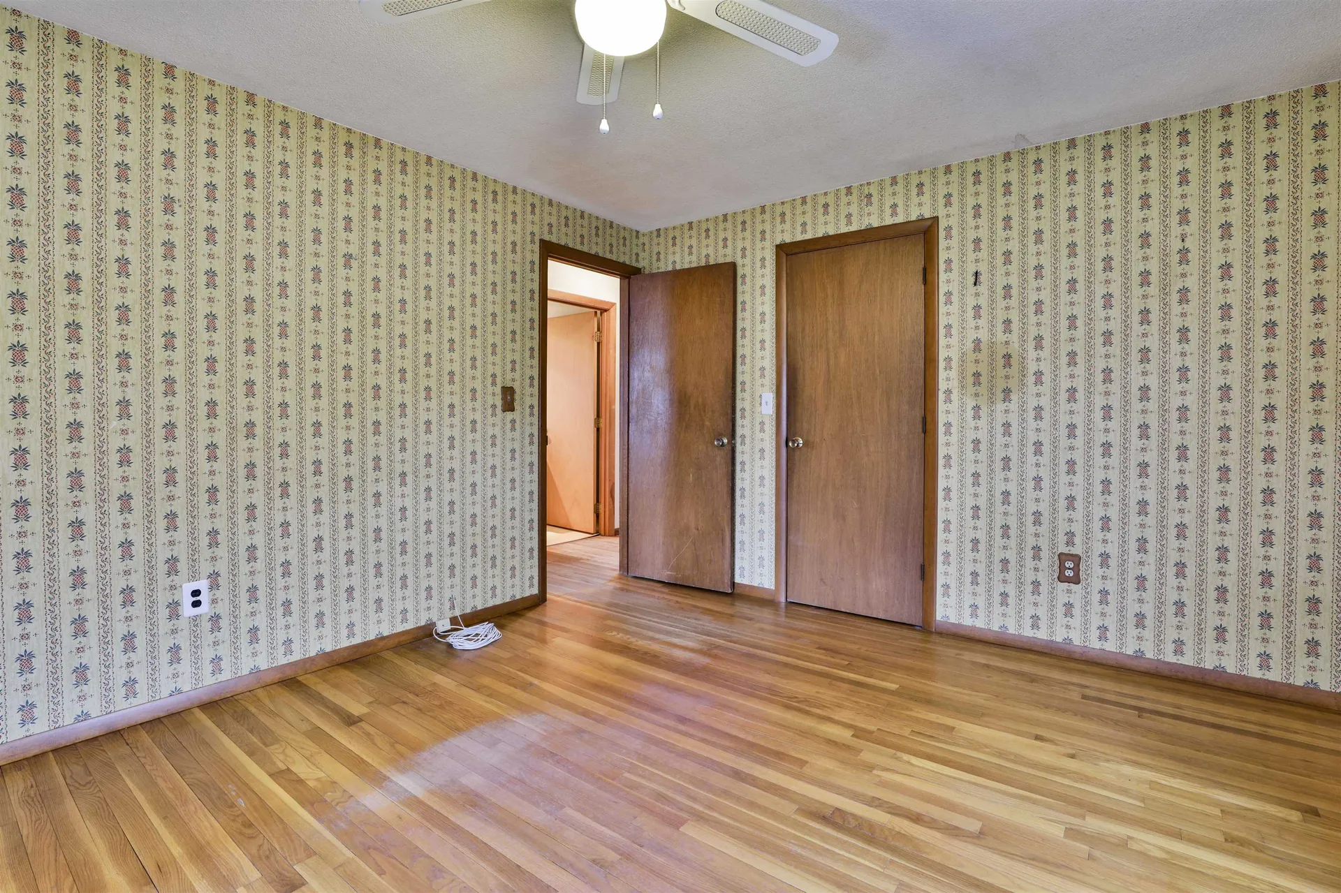 8 Glen Drive Nashua NH 03062