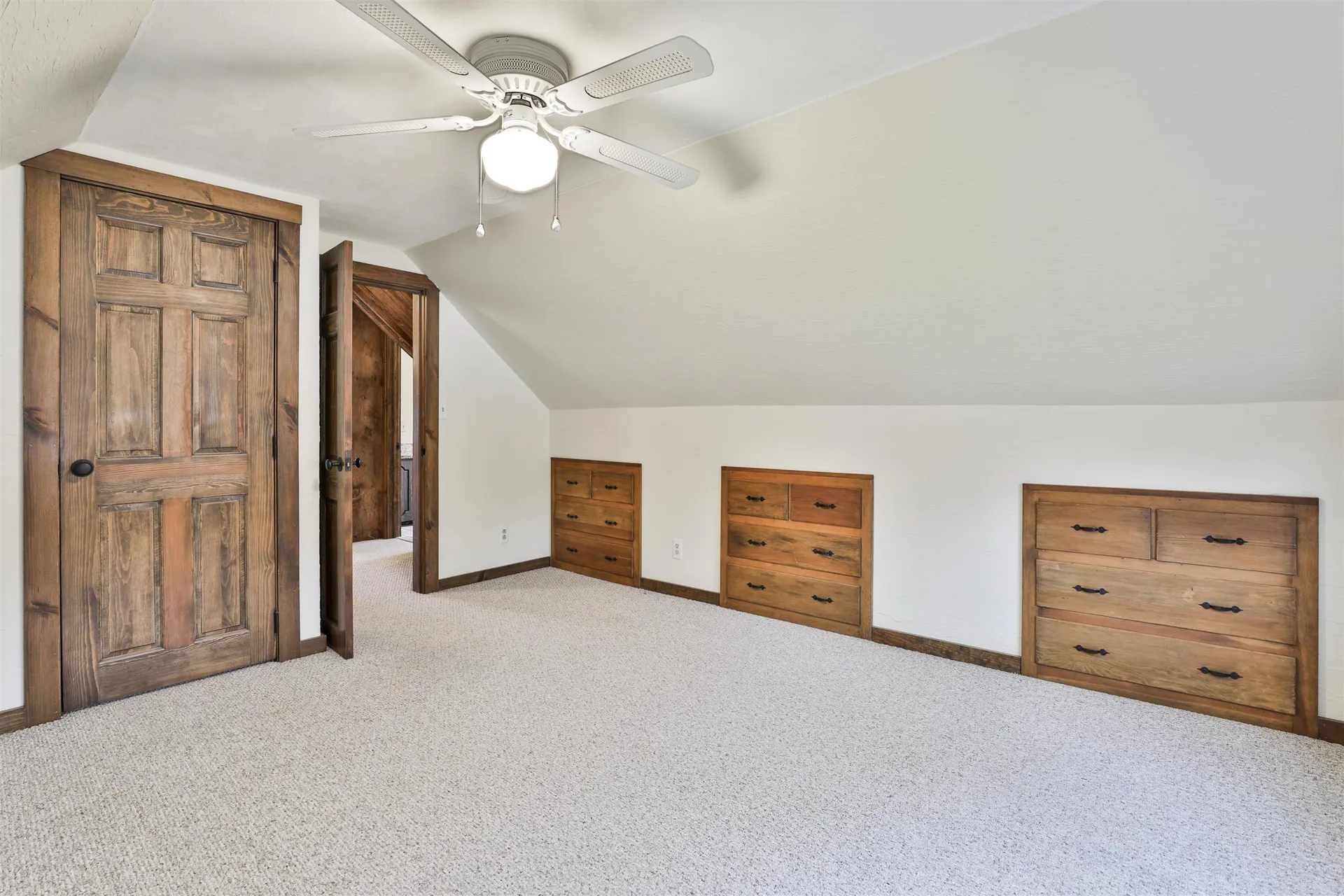 8 Glen Drive Nashua NH 03062