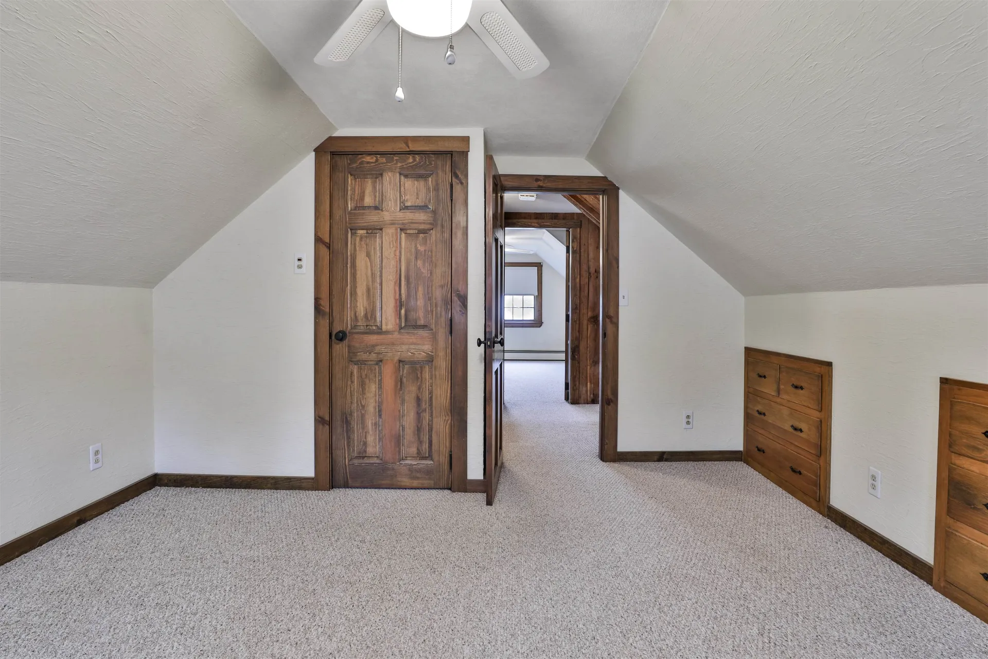 8 Glen Drive Nashua NH 03062
