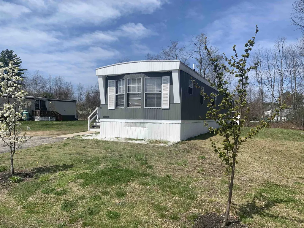 15 Rudman Drive Rochester NH 03839