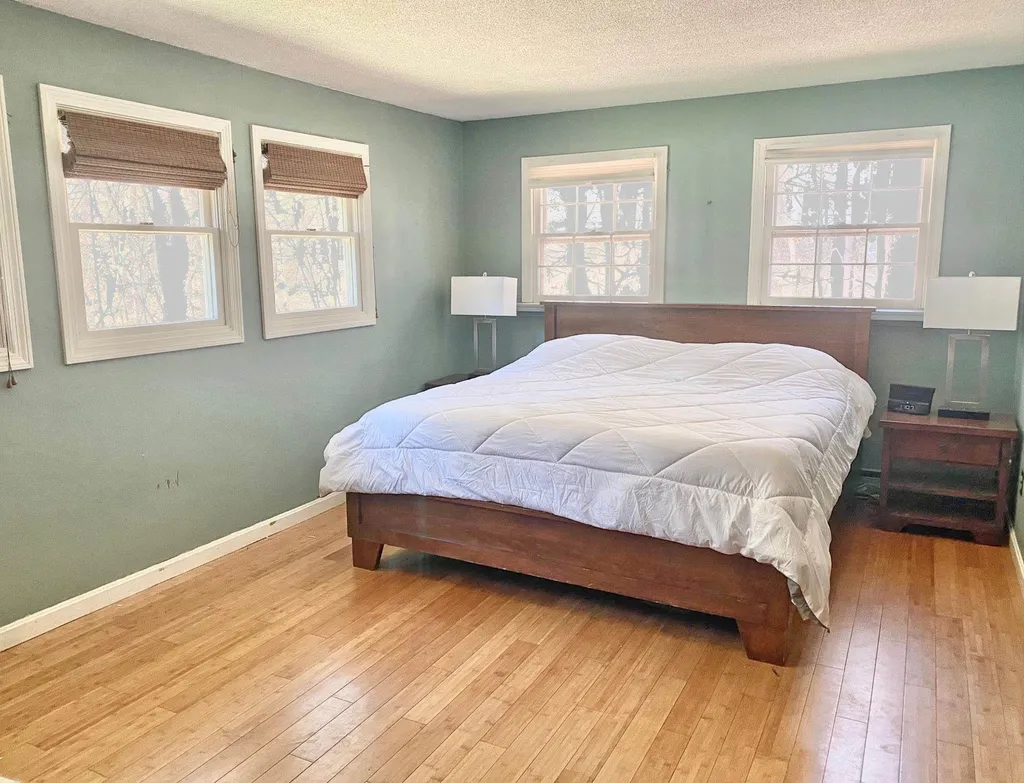 57 Meetinghouse Lane Brattleboro VT 05301