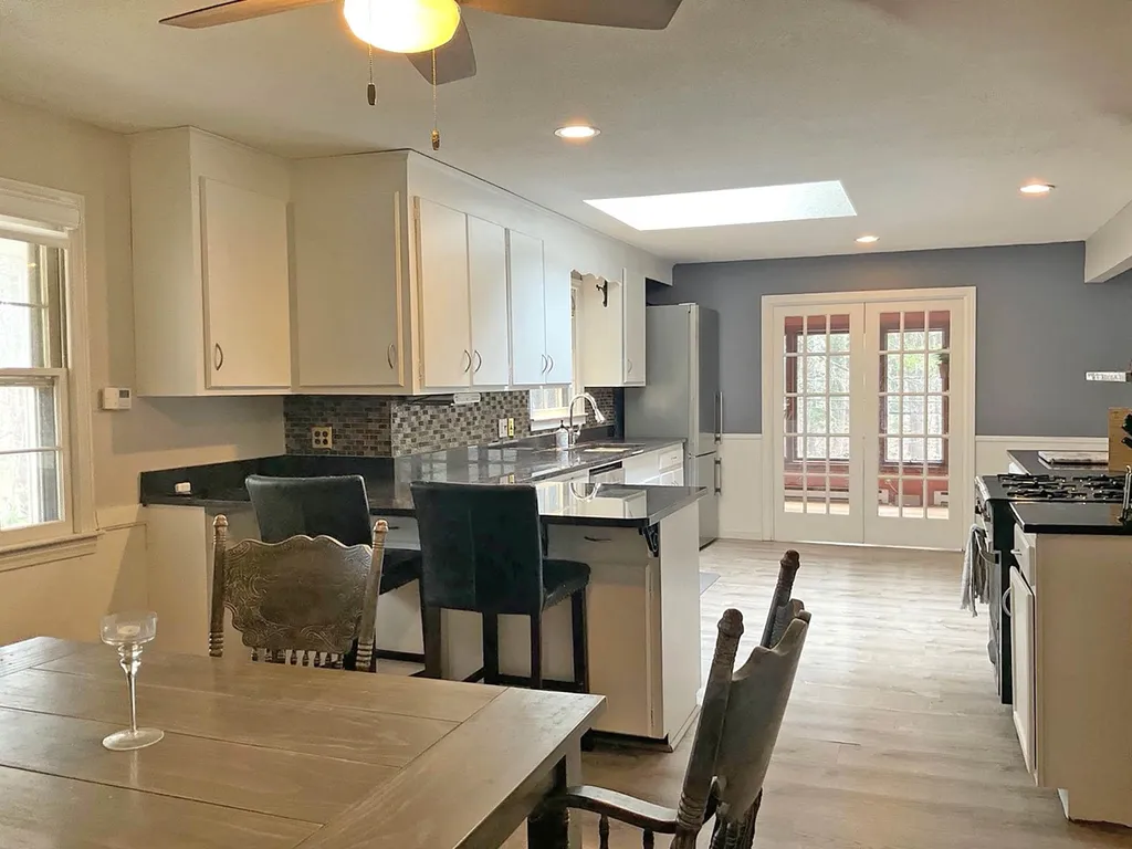 57 Meetinghouse Lane Brattleboro VT 05301