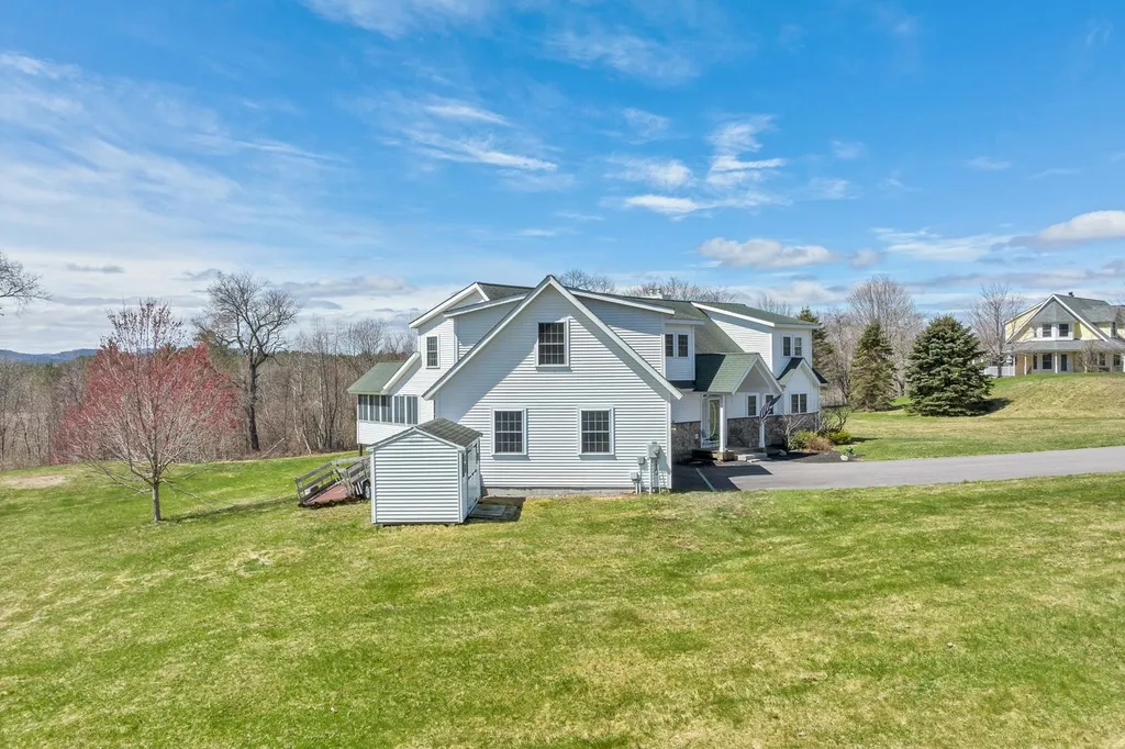 18 Christy Lane Meredith NH 03253
