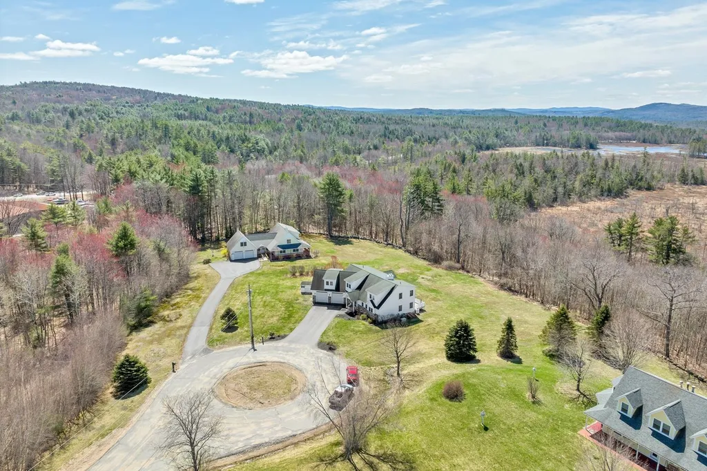 18 Christy Lane Meredith NH 03253