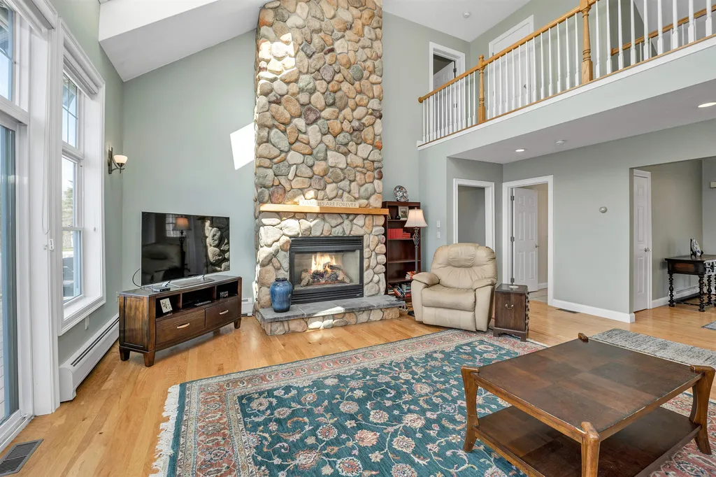 18 Christy Lane Meredith NH 03253