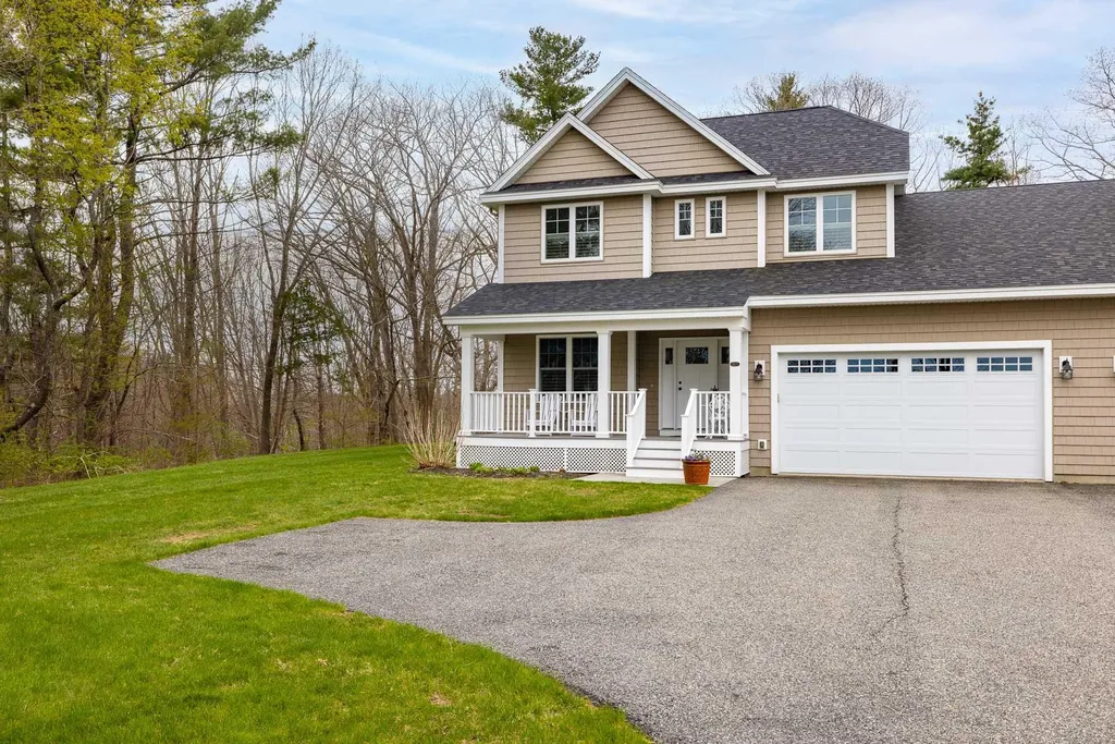 34 Winnicut Road North Hampton NH 03862