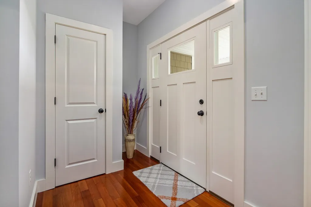 34 Winnicut Road North Hampton NH 03862